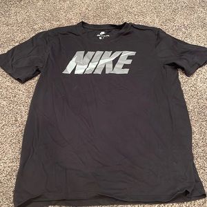 Nike t shirt